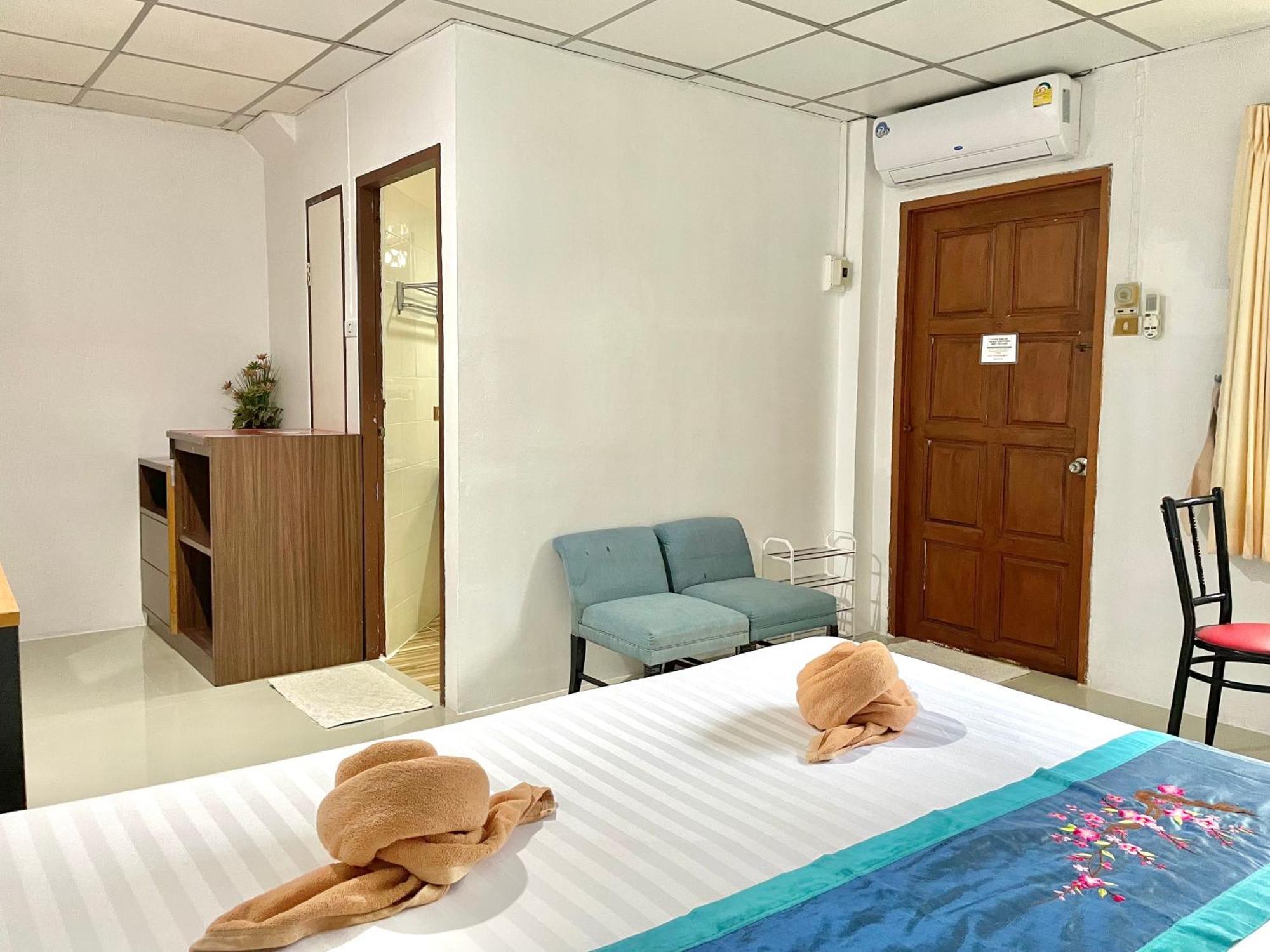 Jj Karon Beach Hotel エクステリア 写真